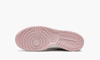 NIKE Dunk Low GS 'Valentine's Day'
