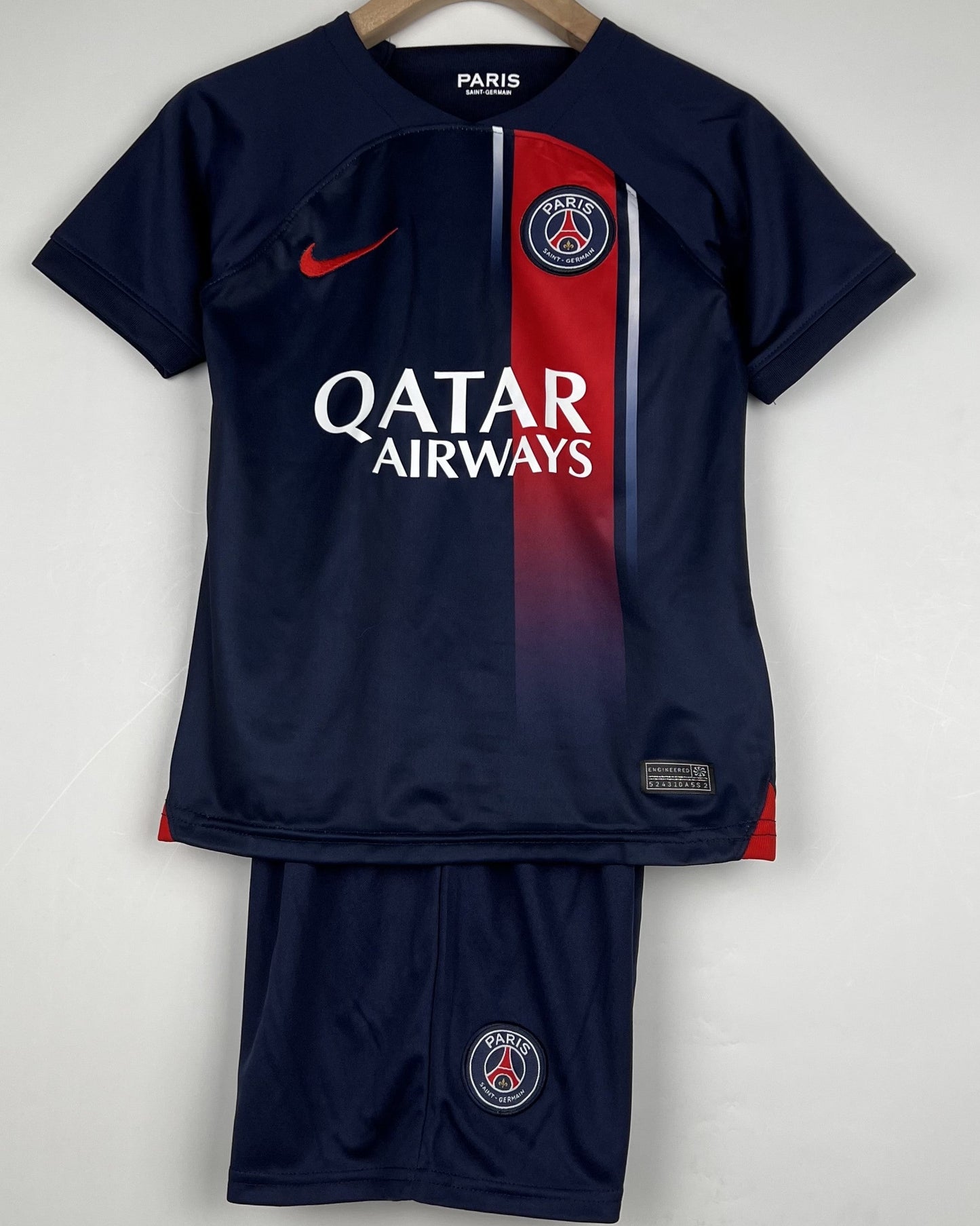 PARIS SAINT-GERMAIN kid kit