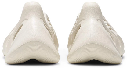 Yeezy Foam RNNR Ararat