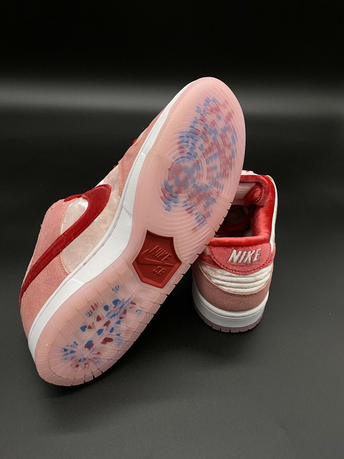 SB Dunk Low Pro “Strange Love”