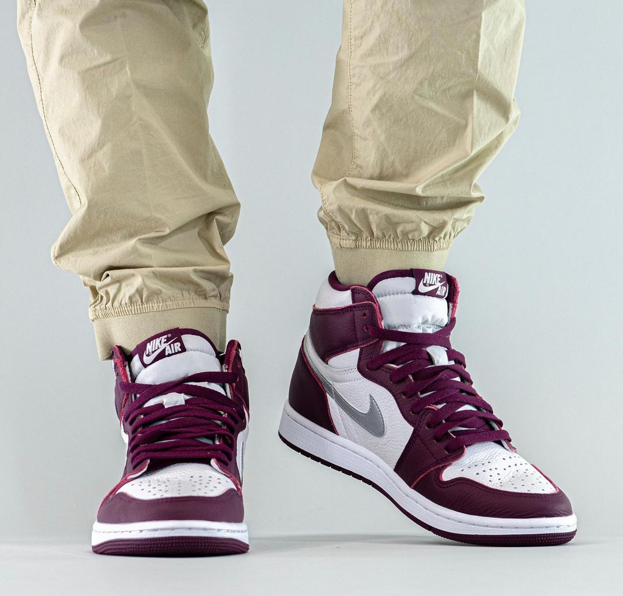 Jordan 1 Retro High OG Bordeaux