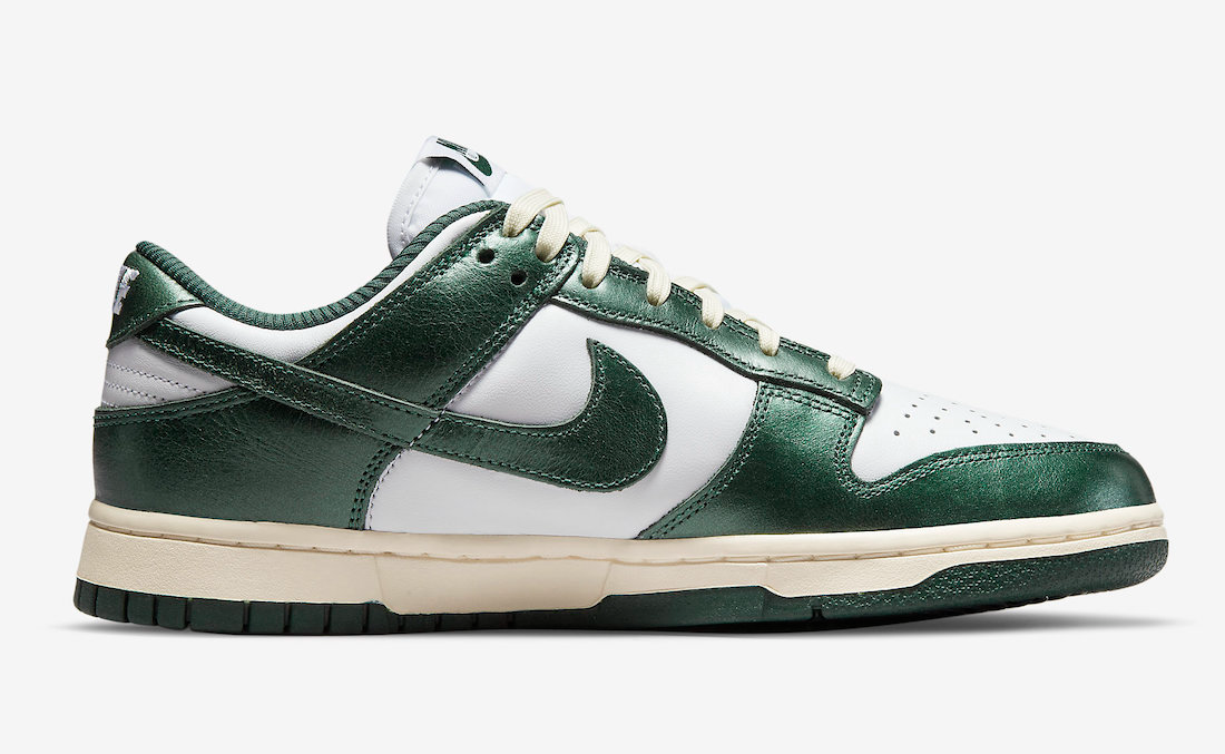 Nike Dunk Low Vintage Green (W)