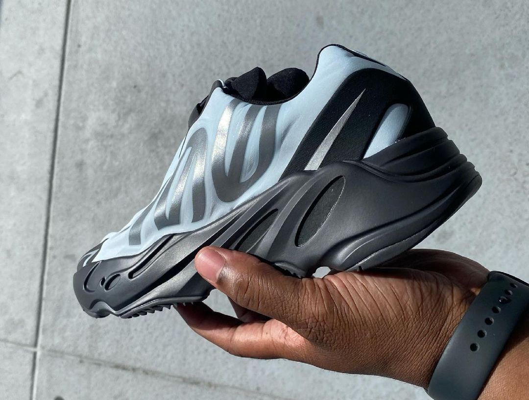 Yeezy Boost 700 MNVN Blue Tint