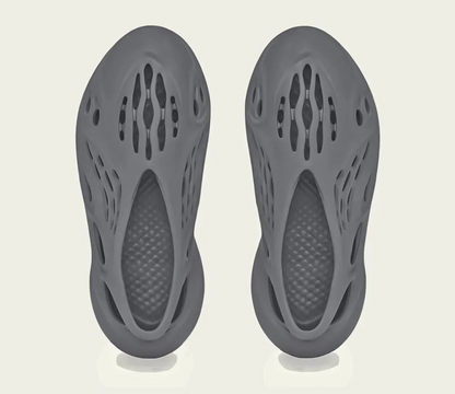 adidas Yeezy Foam RNNR Onyx