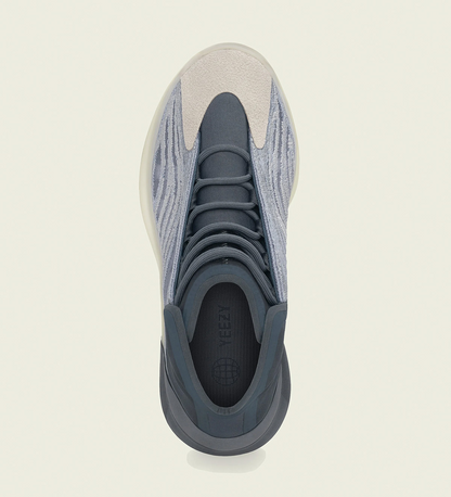 Yeezy Quantum “Mono Carbon”