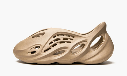 Yeezy Foam RNNR Mist