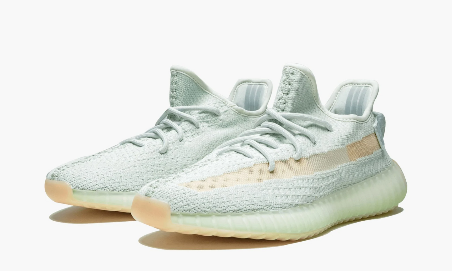 Yeezy Boost 350 V2 Hyperspace