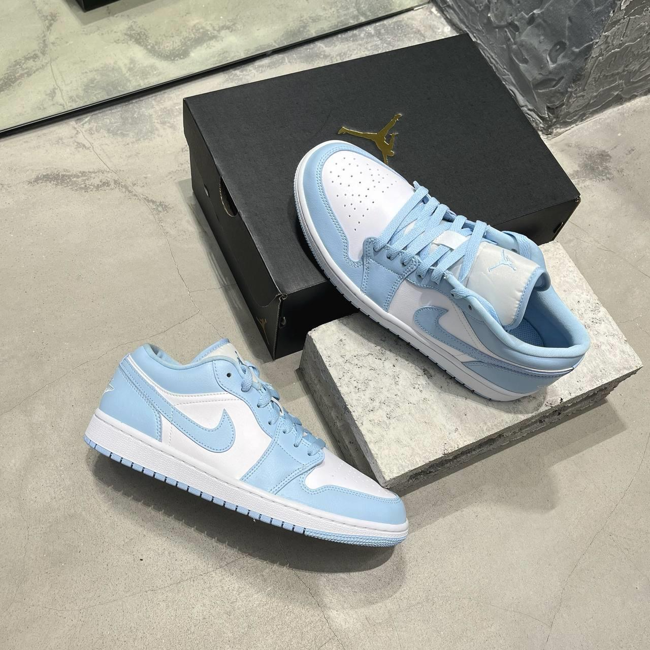 Wmns Air Jordan 1 Low "Ice Blue"