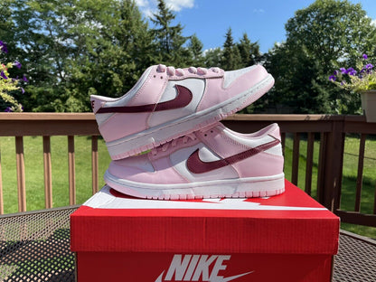 NIKE Dunk Low GS 'Valentine's Day'
