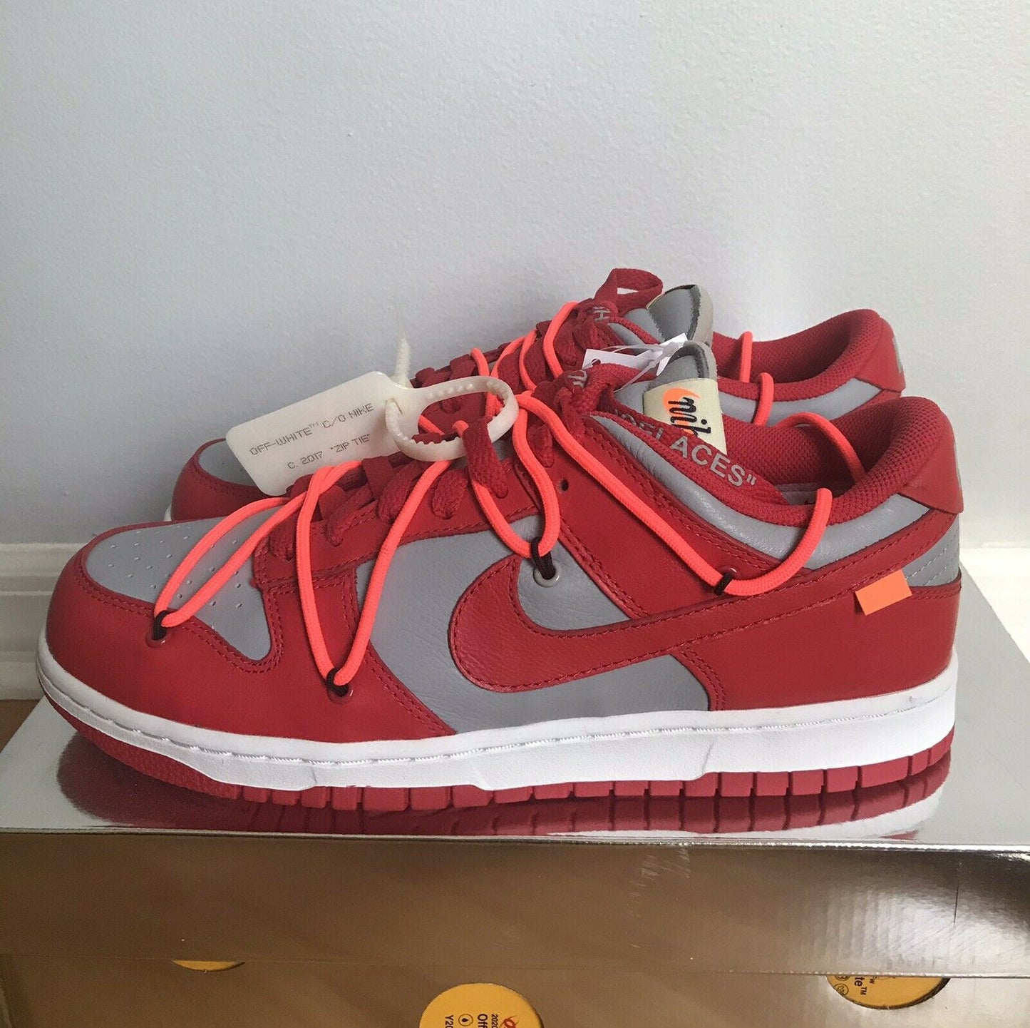 Dunk Low “Off-White - University Red”